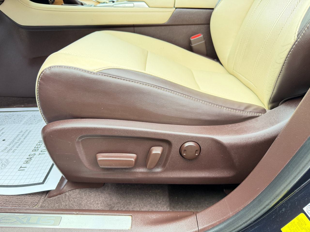 Used 2018 Lexus RX 350L Luxury image 15