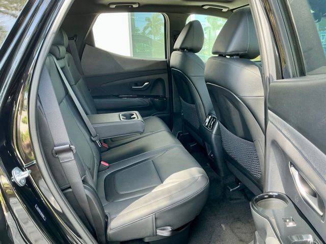 Used 2025 Hyundai Santa Cruz Limited AWD/4WD image 16