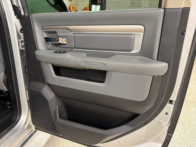 Used 2016 RAM 2500 SLT image 41