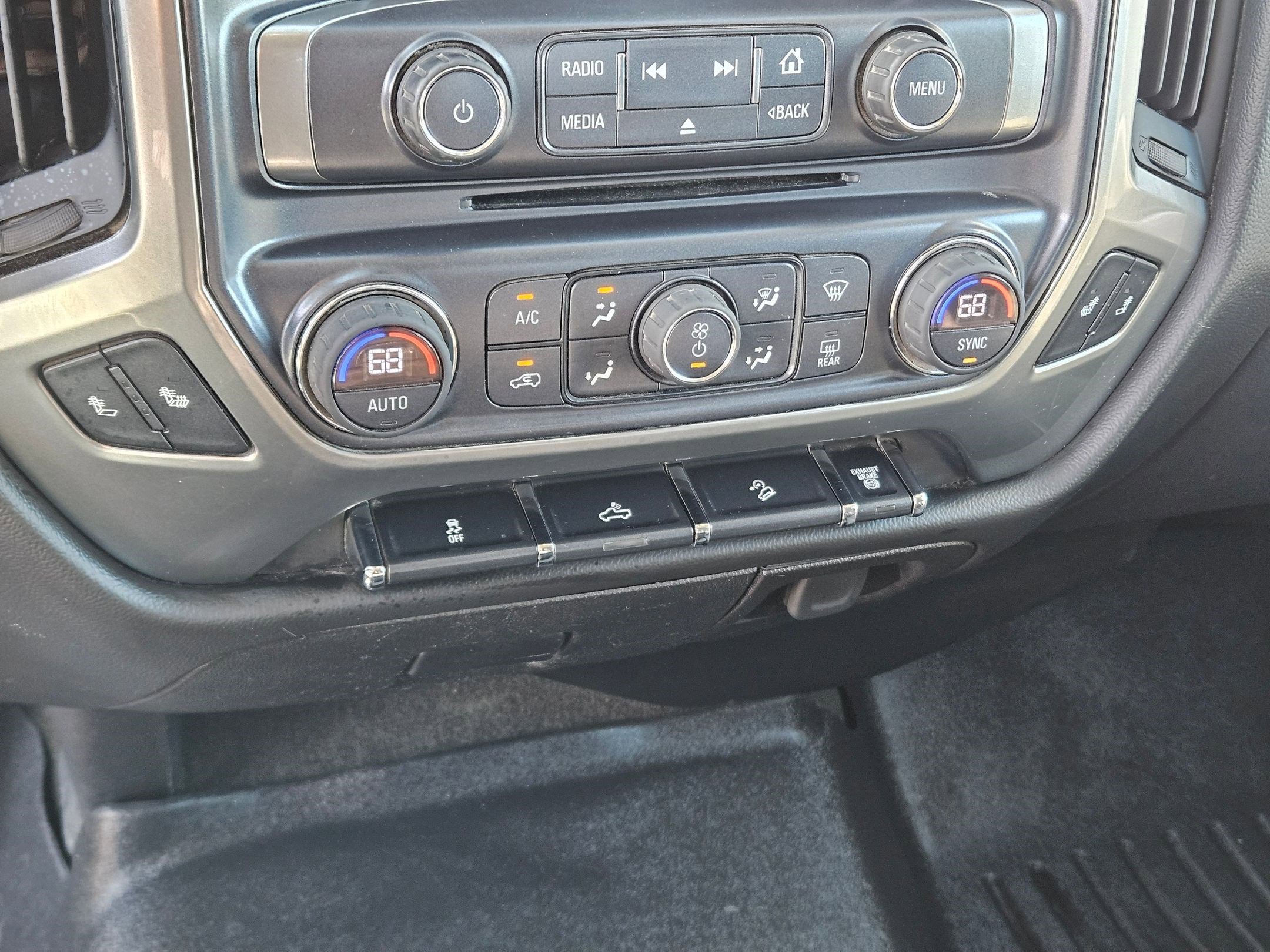 Used 2018 Chevrolet Silverado 3500 LT w/ LT Convenience Package AWD/4WD image 25