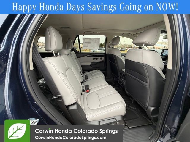 New 2025 Honda Pilot Touring image 20