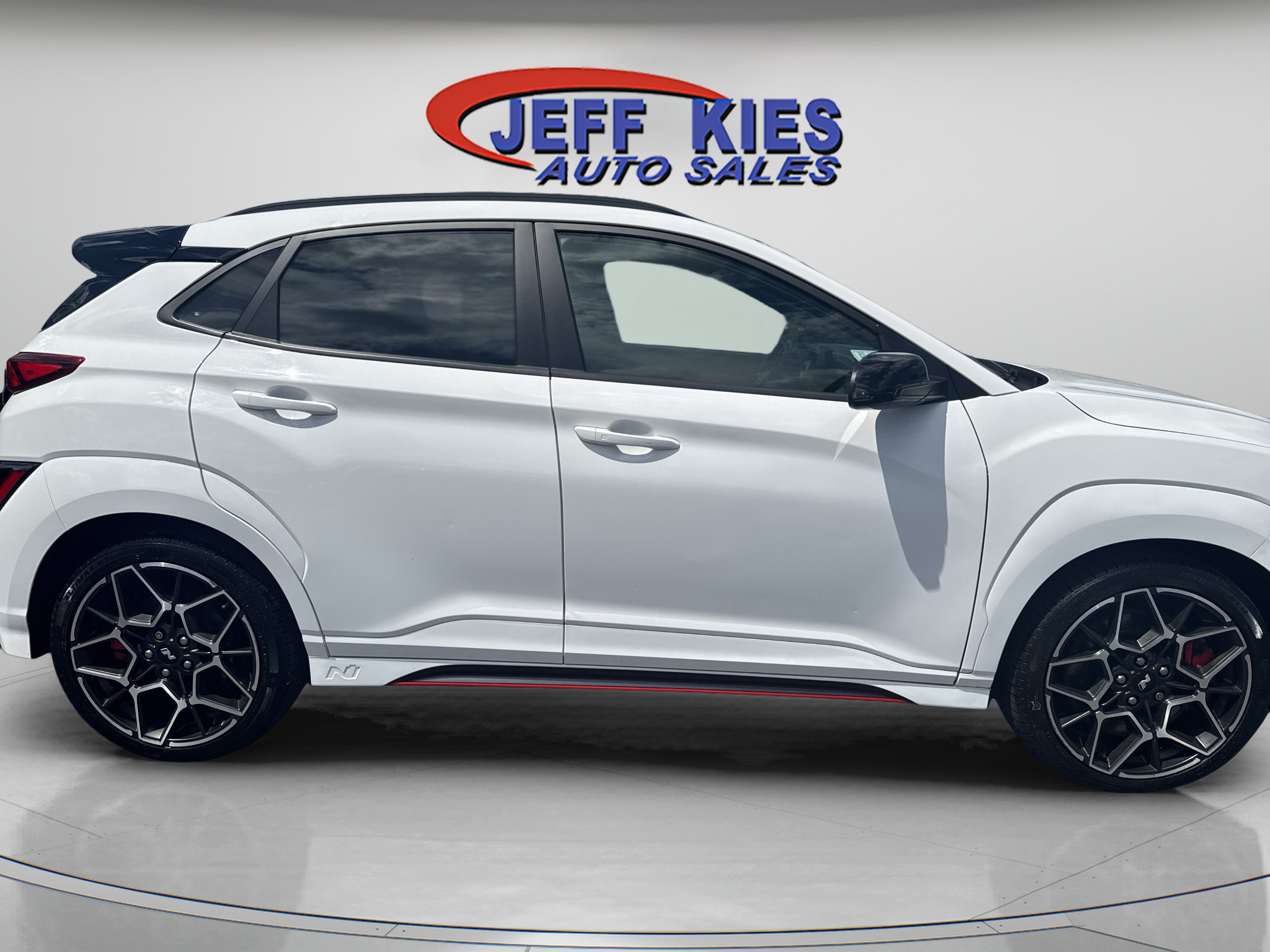 Used 2023 Hyundai Kona N w/ Cargo Package FWD image 4