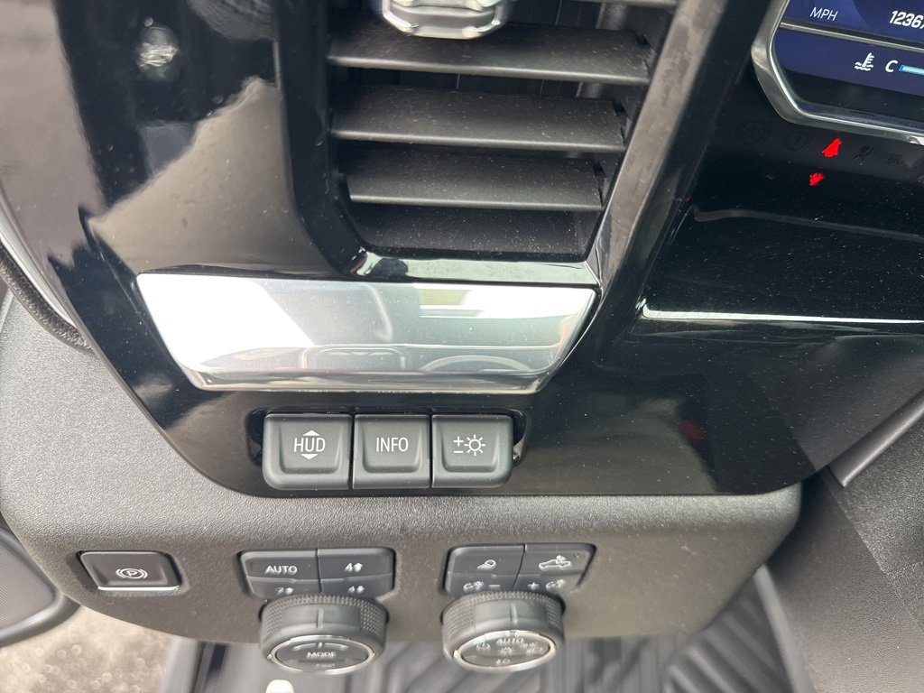 Used 2024 Chevrolet Silverado 2500 High Country w/ High Country Premium Package image 51