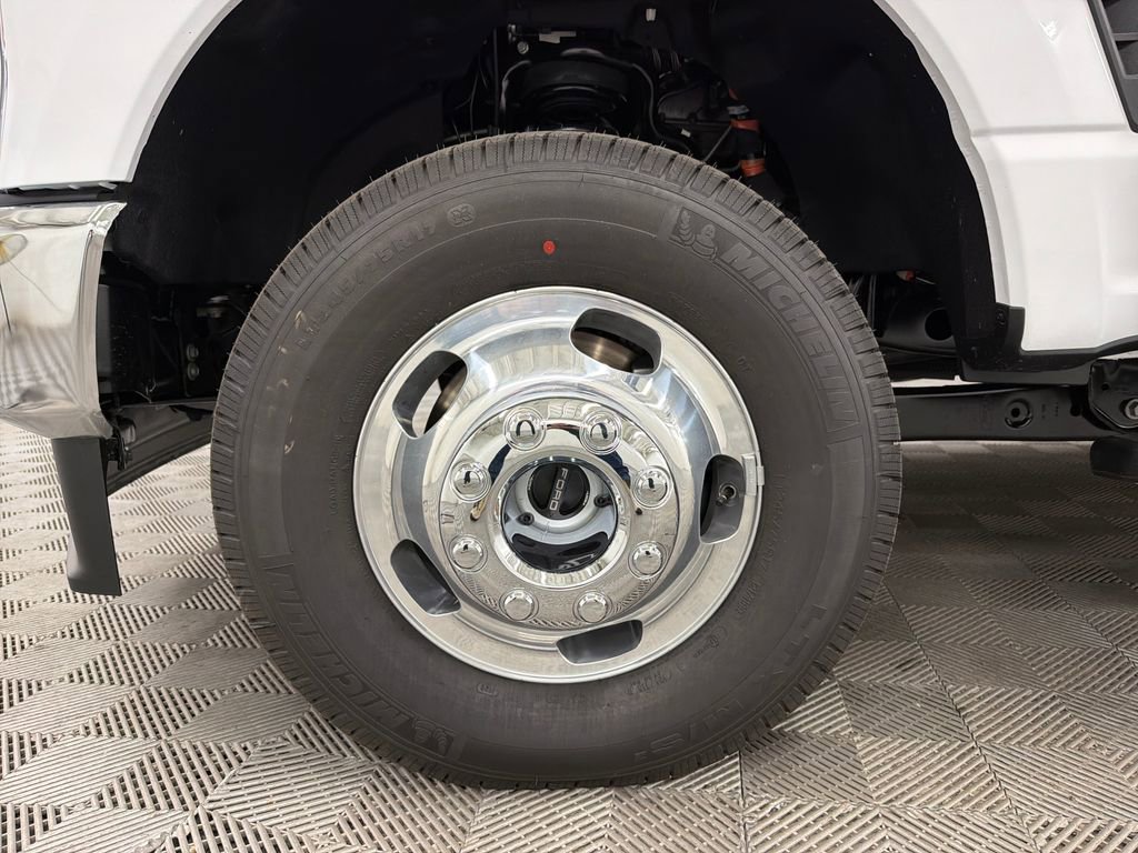 New 2026 Ford F350 XLT AWD/4WD image 11