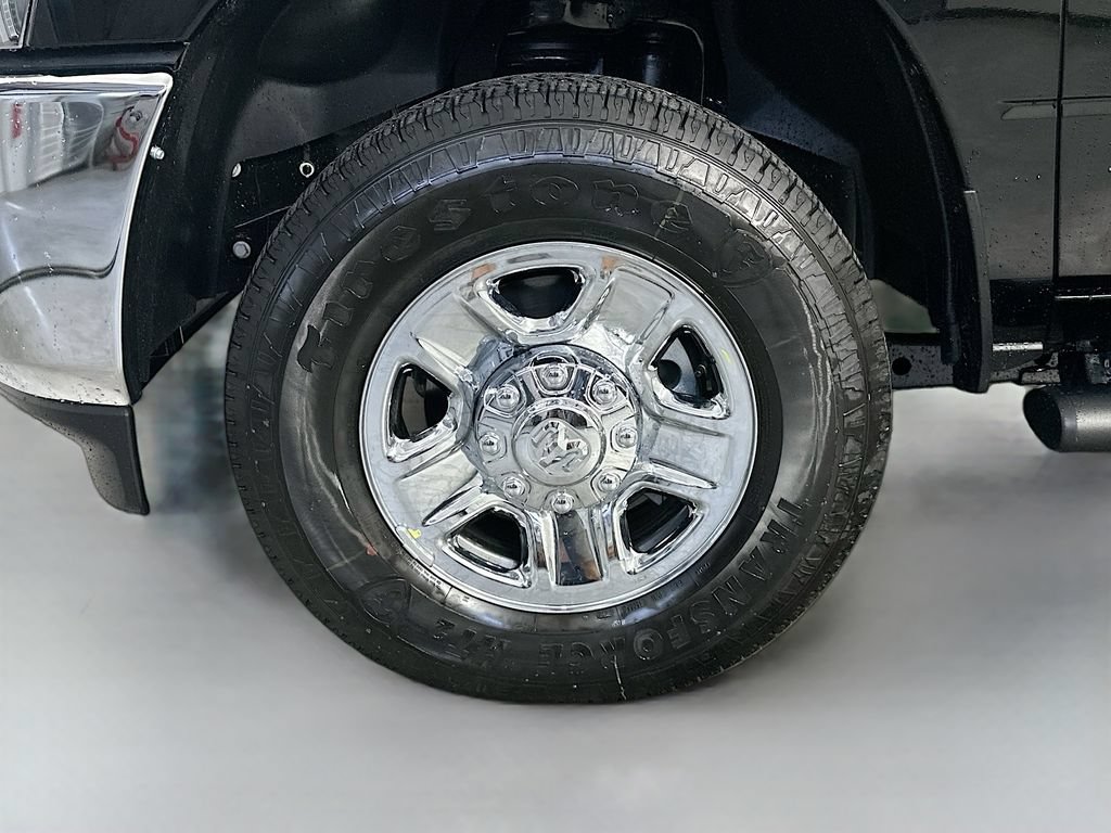 New 2026 RAM 2500 Tradesman AWD/4WD image 16
