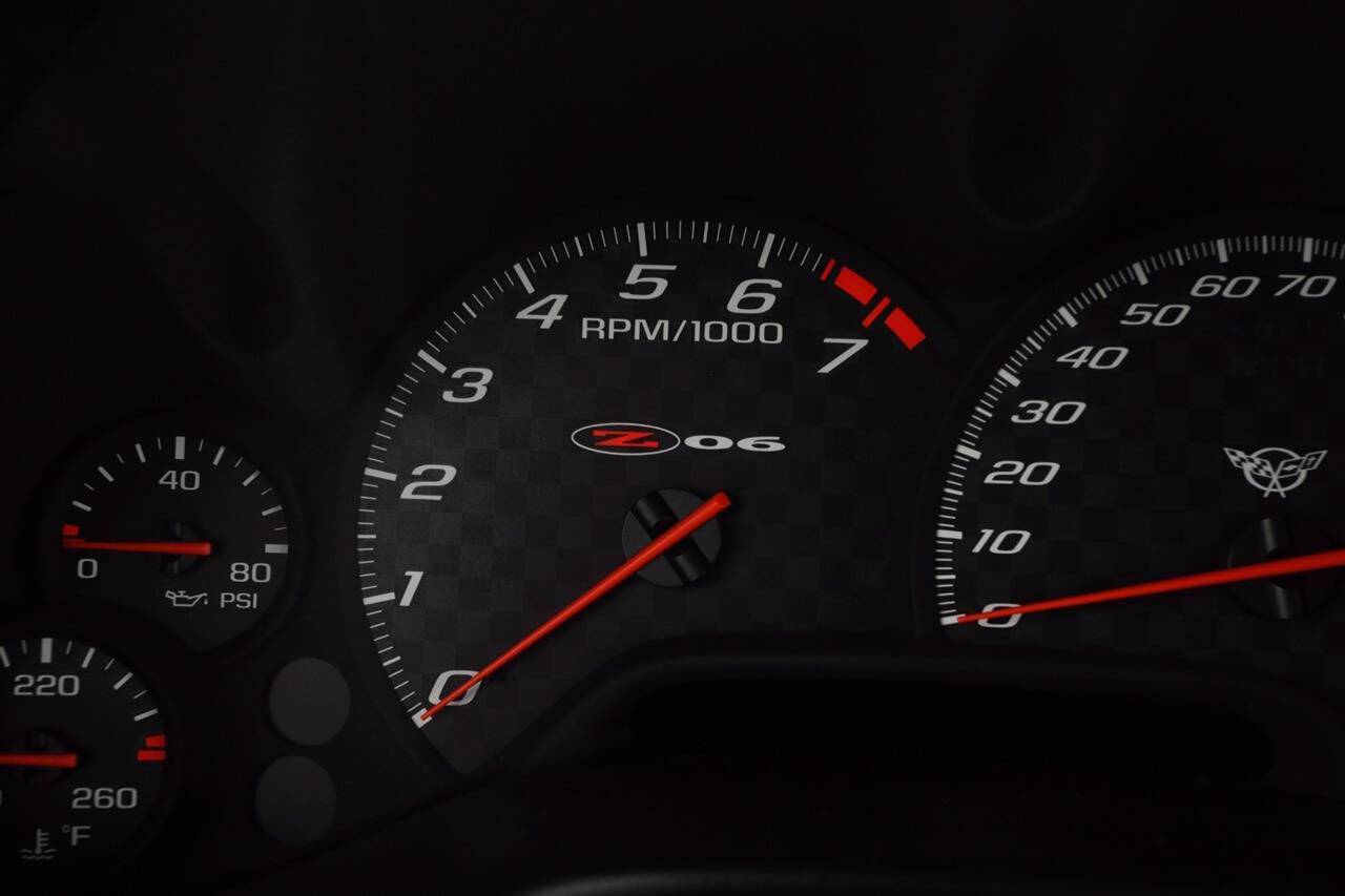 Used 2002 Chevrolet Corvette Z06 RWD image 28