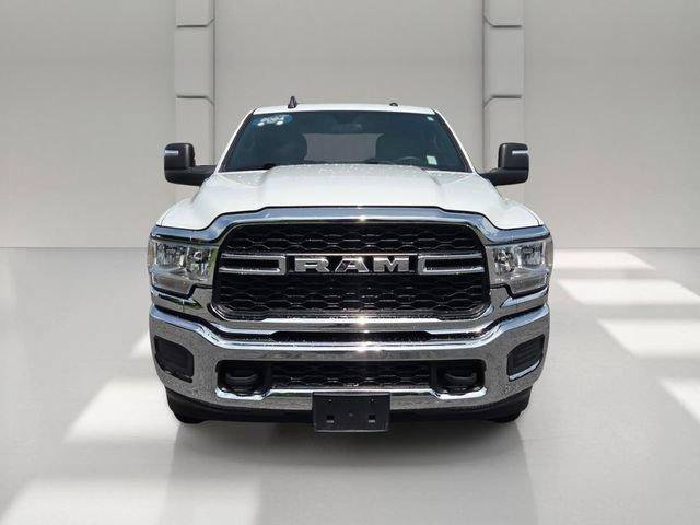 Used 2024 RAM 2500 Tradesman w/ Chrome Appearance Group AWD/4WD image 8