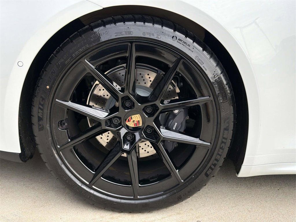 Certified 2026 Porsche 911 Carrera image 12