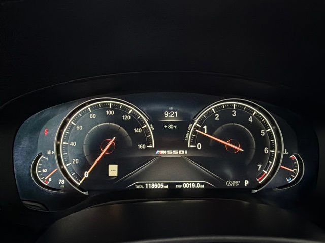 Used 2018 BMW M550i xDrive AWD/4WD image 37