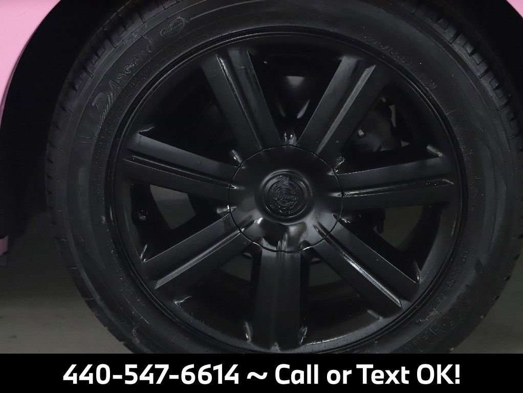 Used 2010 Chrysler Sebring Limited image 36