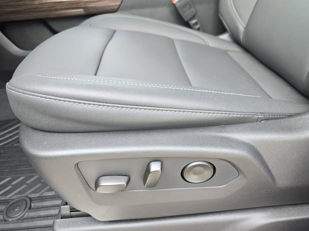 New 2026 Chevrolet Silverado 1500 LT w/ All Star Edition Plus image 30