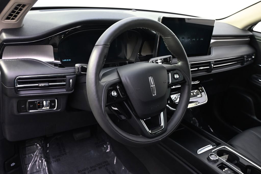 New 2026 Lincoln Corsair Reserve w/ Jet Appearance Package AWD/4WD image 11