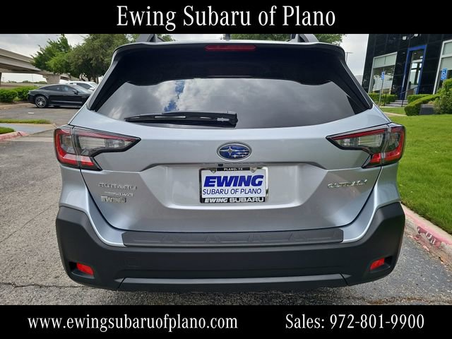 Used 2025 Subaru Outback Premium image 4