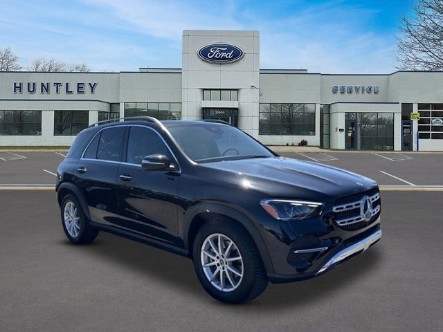 Used 2025 Mercedes-Benz GLE 350 4MATIC image 3