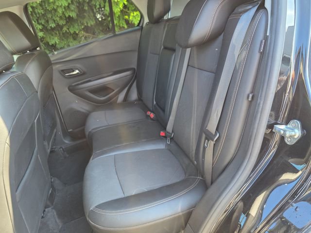 Used 2019 Chevrolet Trax LT w/ LT Convenience Package AWD/4WD image 8