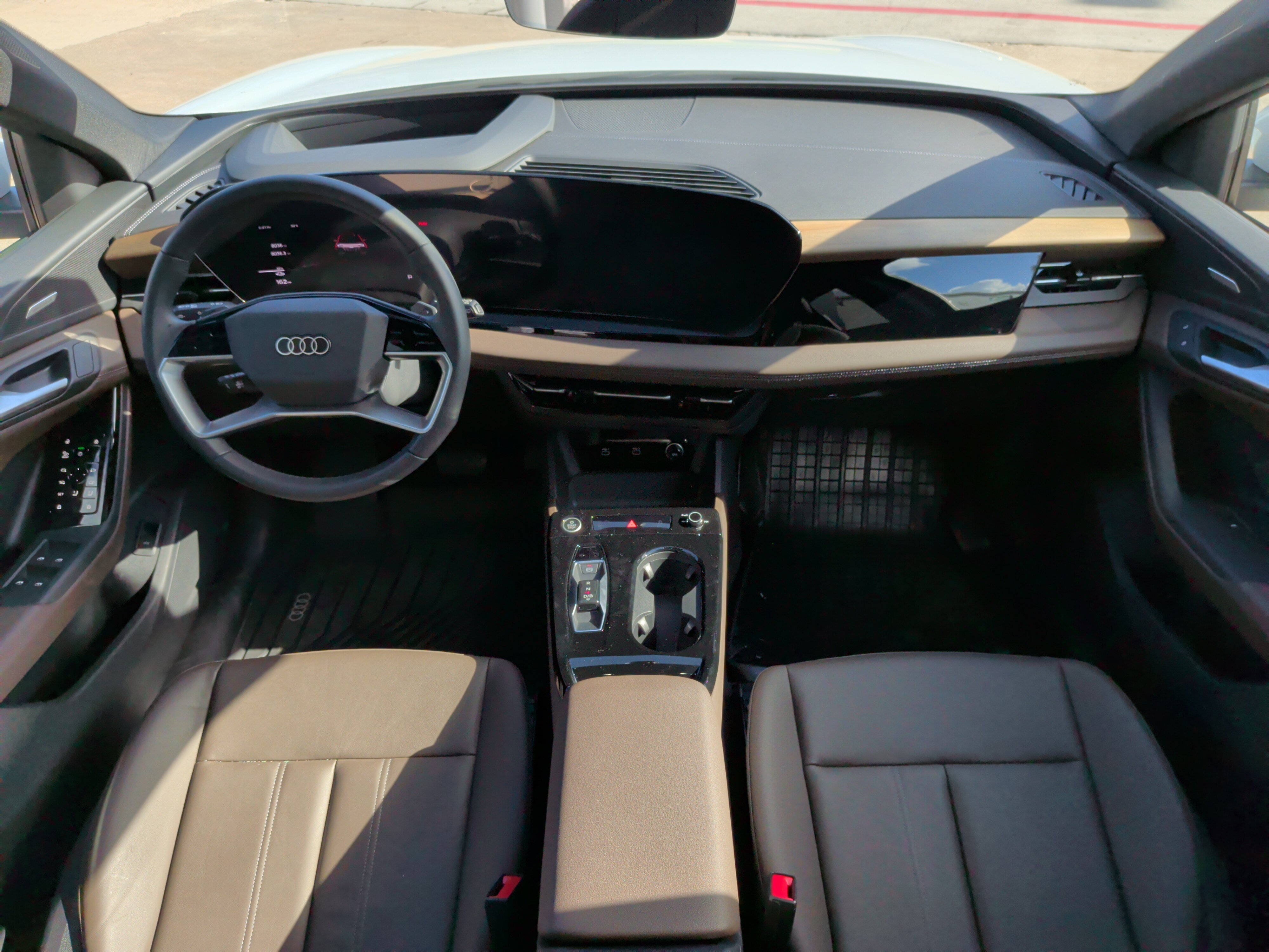 Certified 2025 Audi Q6 e-tron Premium Plus w/ Premium Plus AWD/4WD image 29