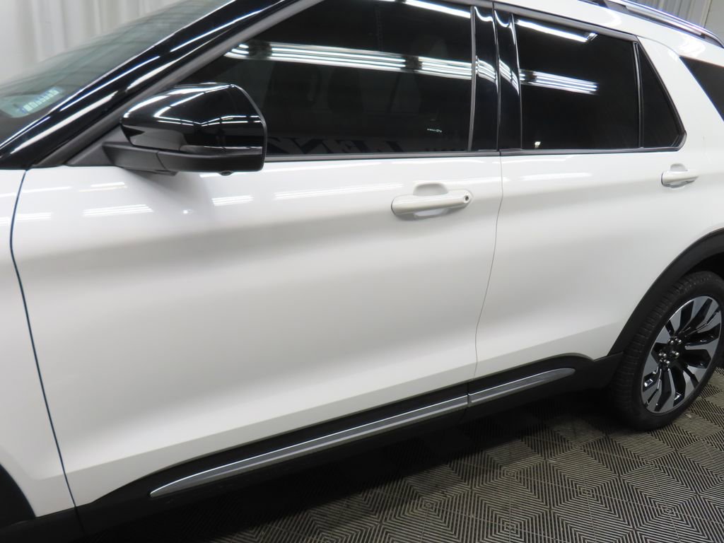 Used 2025 Ford Explorer Platinum w/ LUX Leather Package AWD/4WD image 53