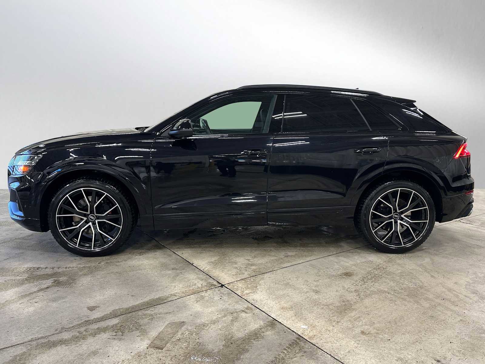 Used 2021 Audi SQ8 Prestige w/ Prestige Package image 6