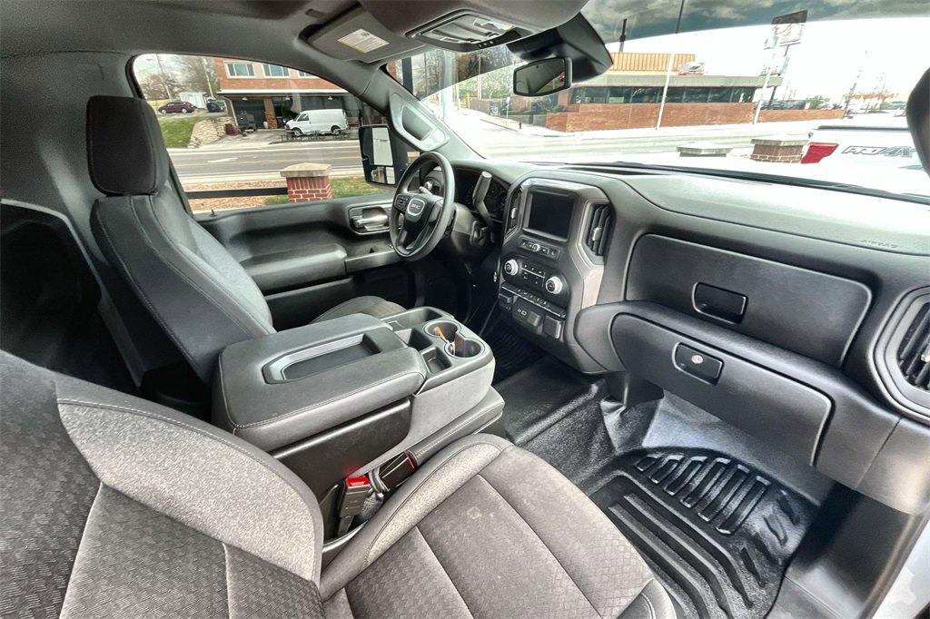 Used 2024 GMC Sierra 2500 Pro w/ Convenience Package image 33