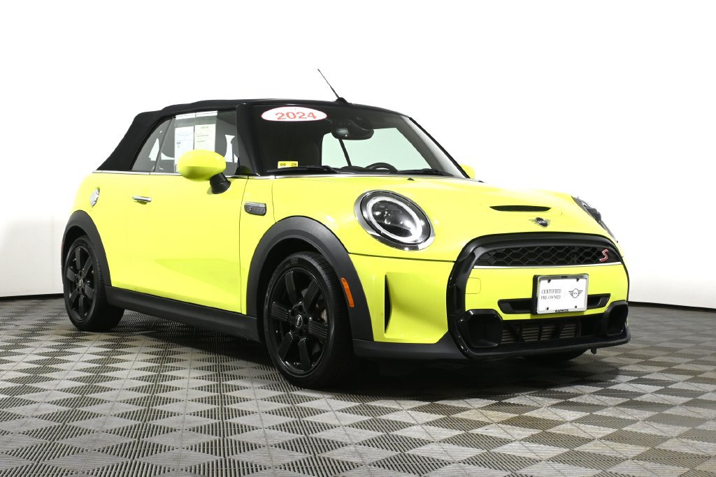 Certified 2024 MINI Cooper S FWD image 10