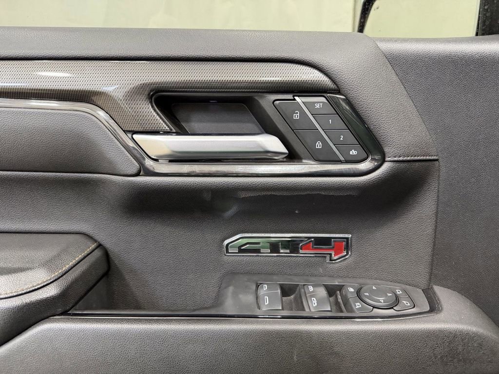 Used 2024 GMC Sierra 1500 AT4 w/ Technology Package image 20