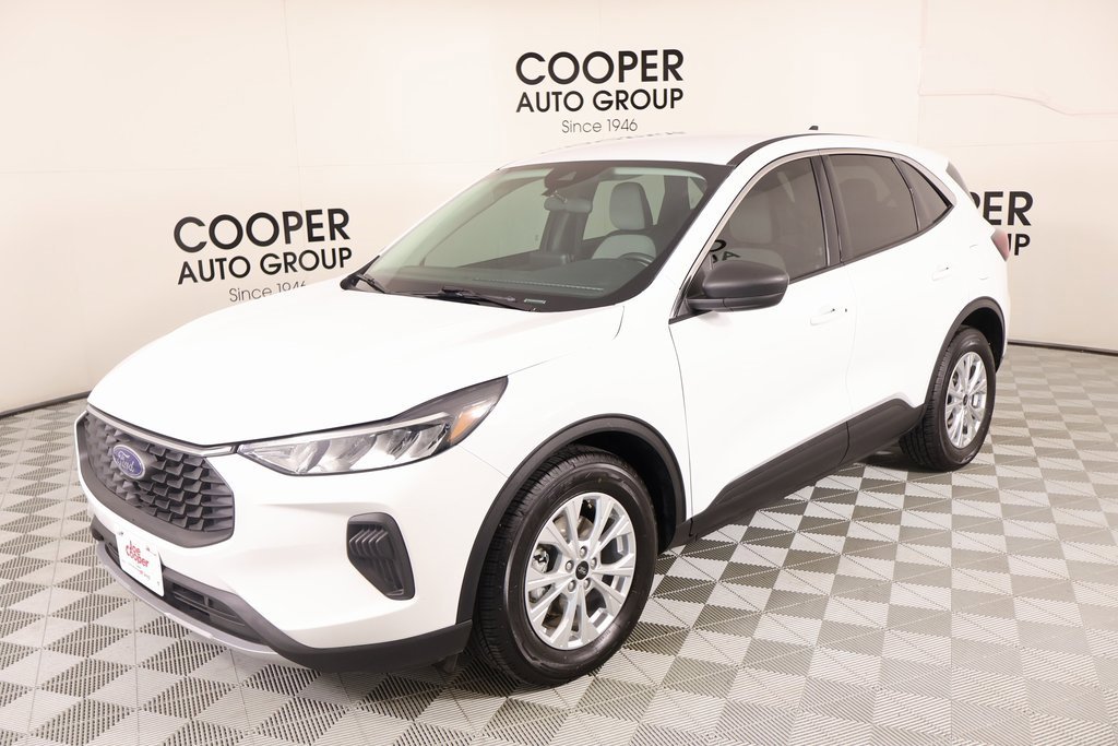 Used 2023 Ford Escape Active image 9