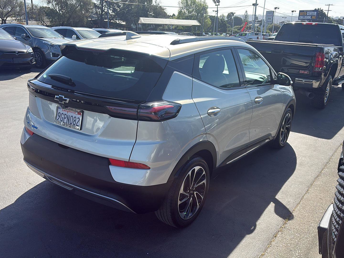 Used 2023 Chevrolet Bolt EUV Premier w/ Sun & Sound Package image 13