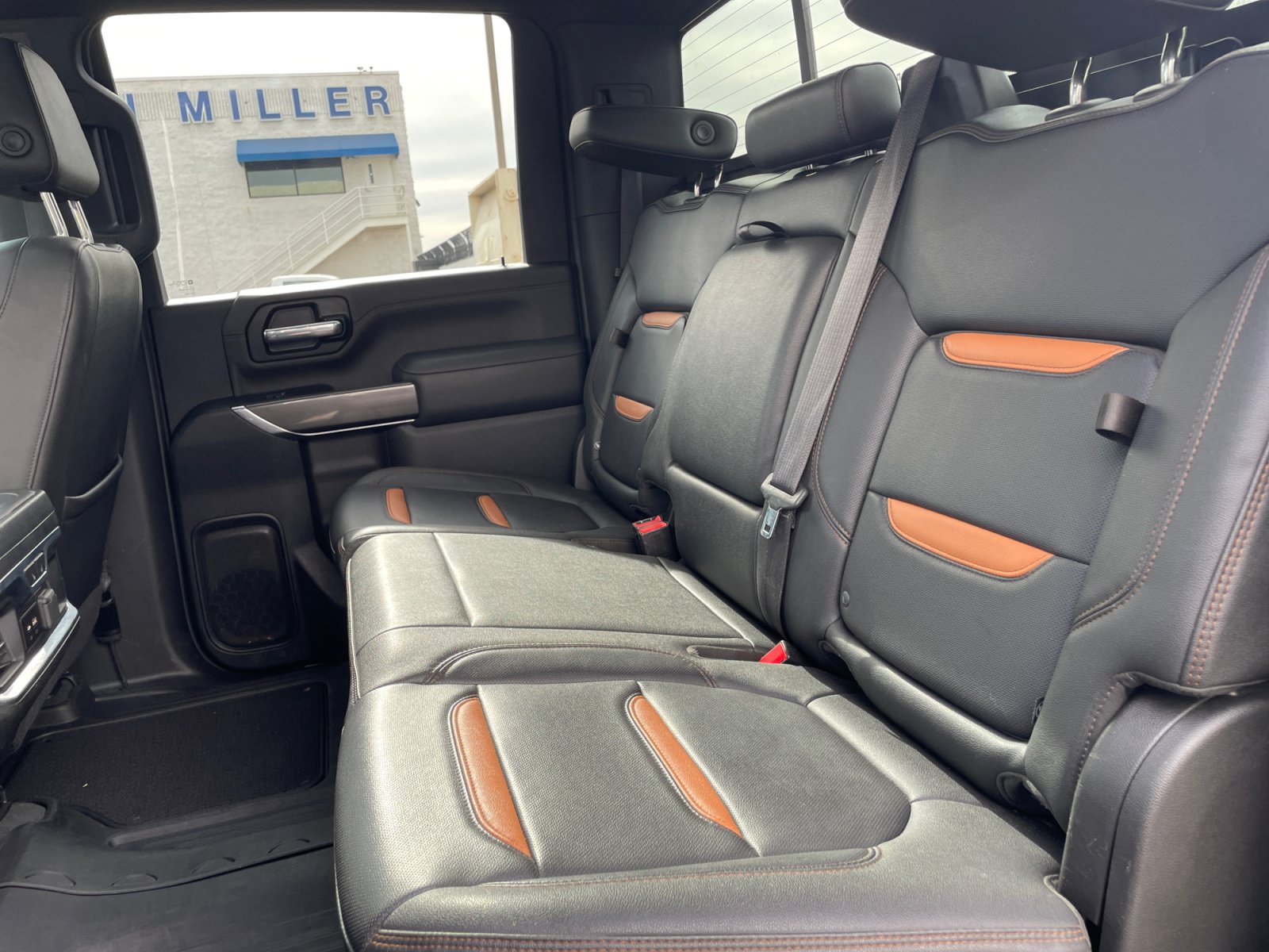 Used 2022 GMC Sierra 2500 AT4 w/ AT4 Premium Plus Package AWD/4WD image 26