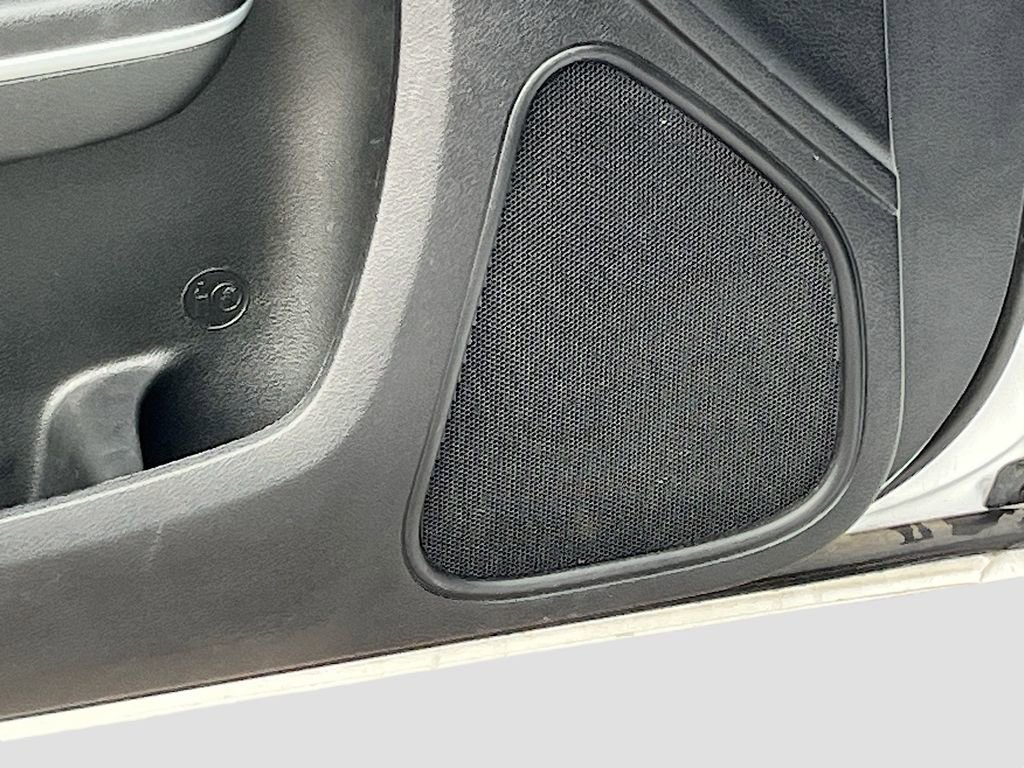 Used 2023 Chrysler 300 Touring L image 18