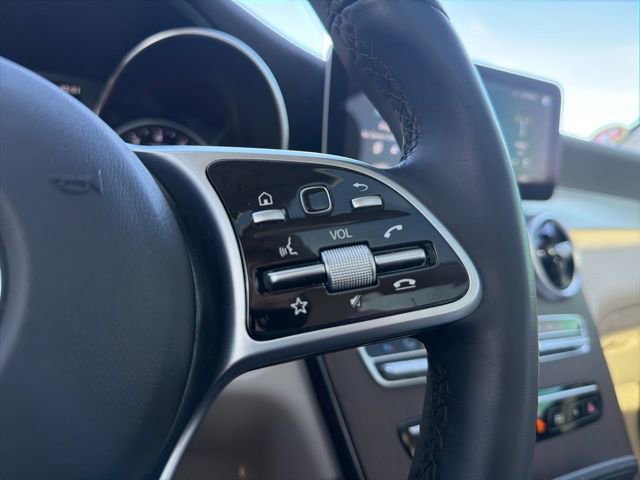 Used 2022 Mercedes-Benz GLC 300 4MATIC image 36