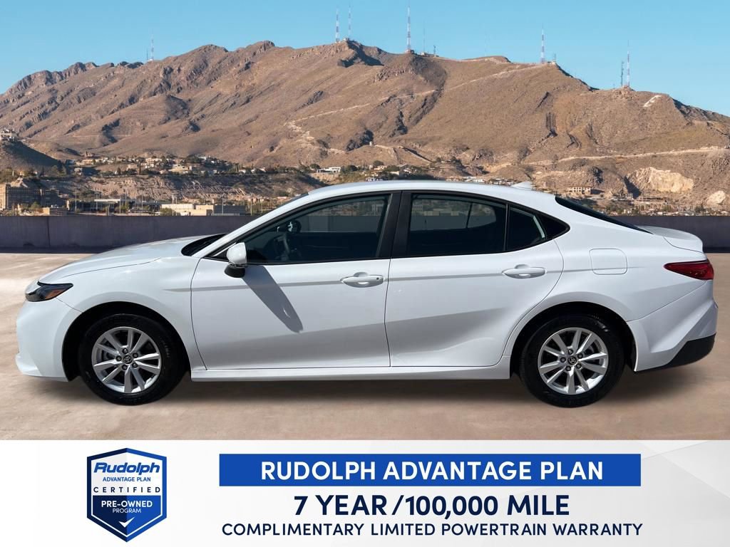 Used 2025 Toyota Camry LE image 10
