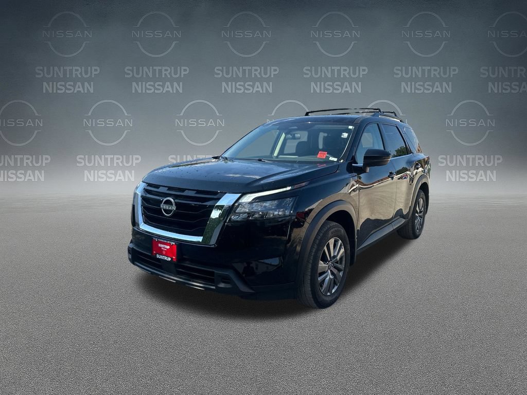 Certified 2025 Nissan Pathfinder SV w/ SV Premium Package FWD image 32