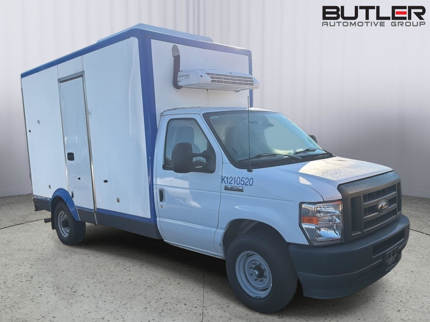 Used 2023 Ford E-350 and Econoline 350 Super Duty w/ Power Windows & Locks Group RWD image 2