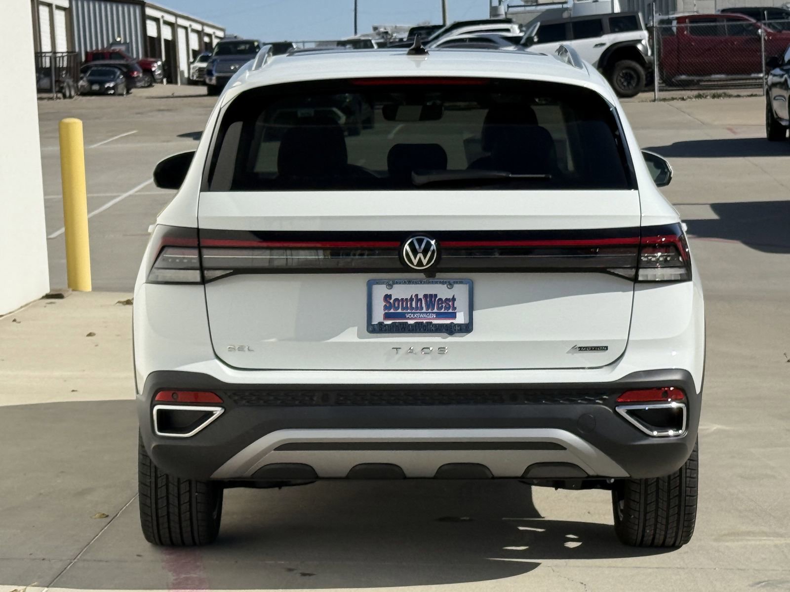 New 2026 Volkswagen Taos SEL image 5