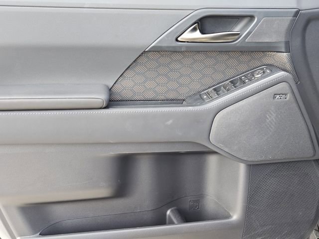 Used 2025 Lexus GX 550 image 22