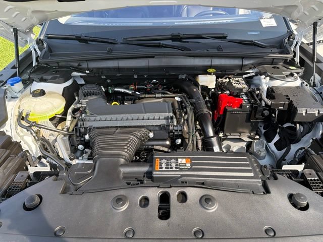 Certified 2025 Lincoln Nautilus Premier AWD/4WD image 26