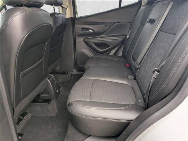 Used 2022 Buick Encore Preferred w/ Safety Package image 17