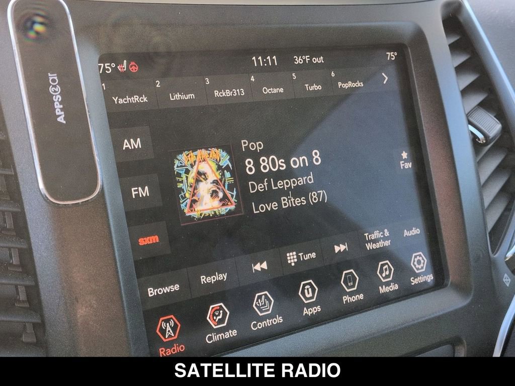 Used 2019 Jeep Cherokee Trailhawk w/ Cold Weather Group image 6