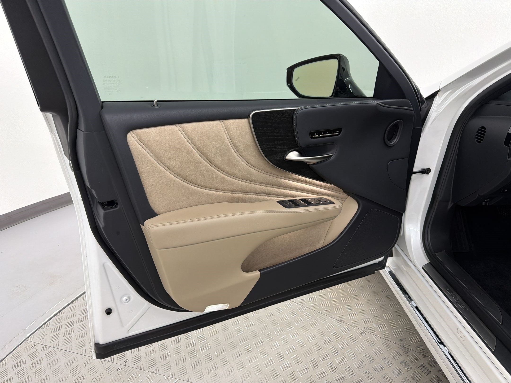 Certified 2021 Lexus LS 500 RWD image 14