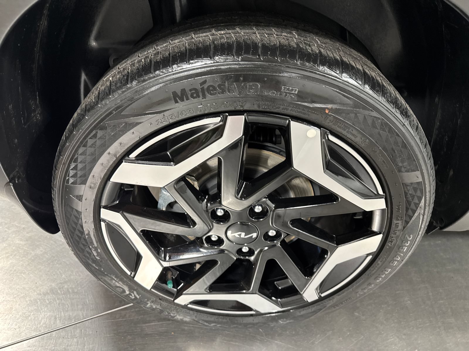 Certified 2024 Kia Seltos SX w/ SX Sunroof Package AWD/4WD image 13