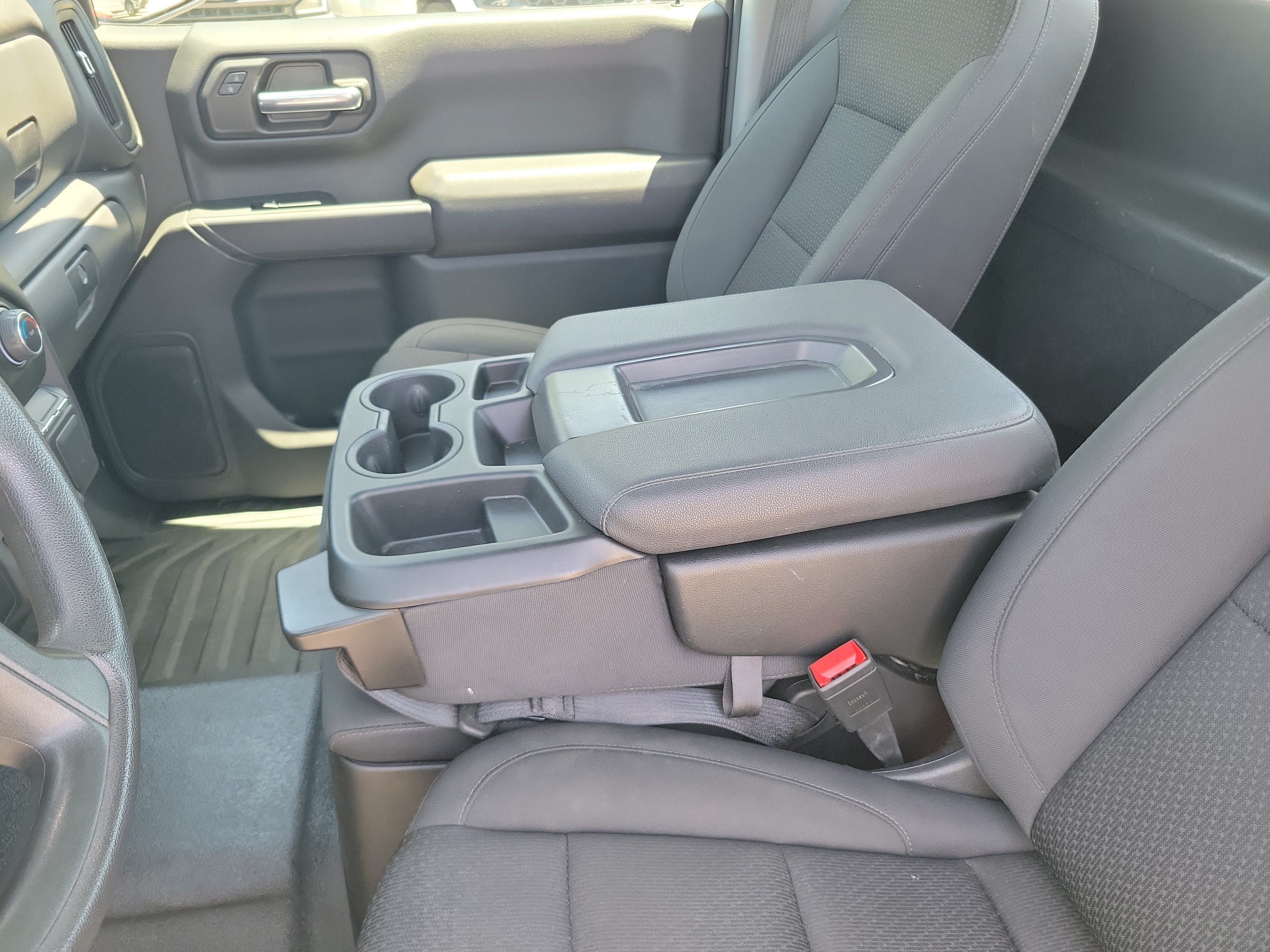 Used 2025 Chevrolet Silverado 1500 W/T RWD image 13