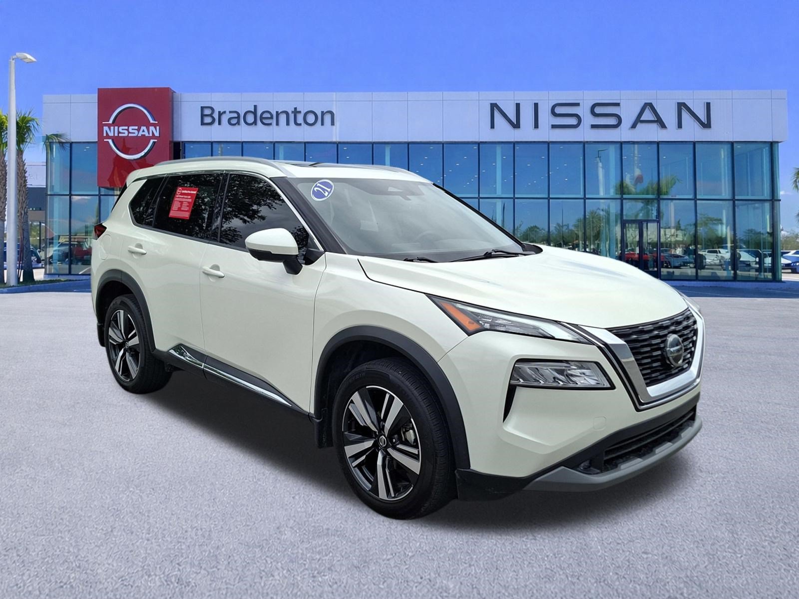 Certified 2021 Nissan Rogue SL FWD image 3
