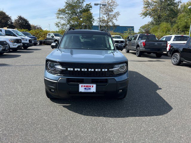 New 2025 Ford Bronco Sport Outer Banks w/ Outer Banks Tech Package+ image 2