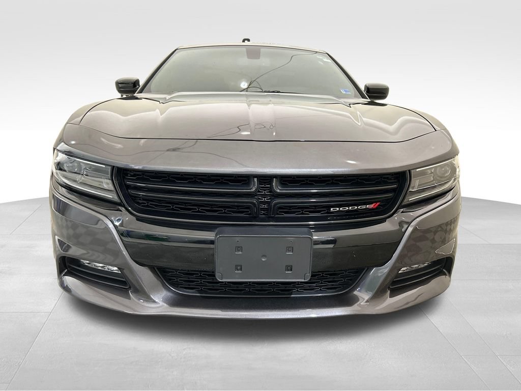 Used 2023 Dodge Charger SXT w/ Blacktop Package AWD/4WD image 9