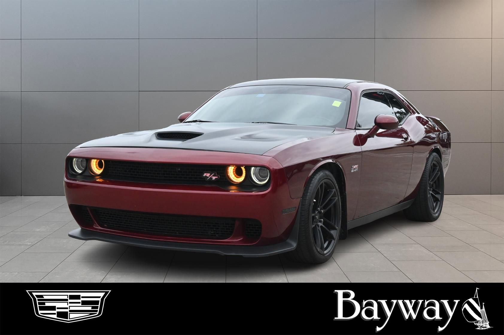 Used 2019 Dodge Challenger R/T RWD image 1