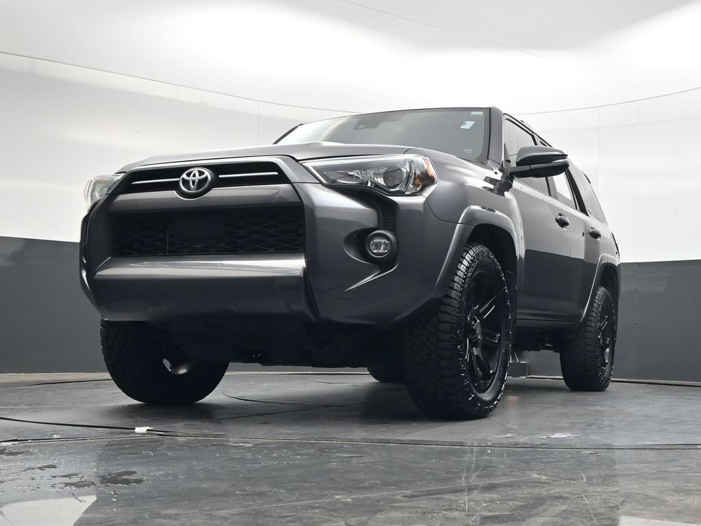 Used 2021 Toyota 4Runner SR5 Premium w/ Moonroof Package RWD image 42