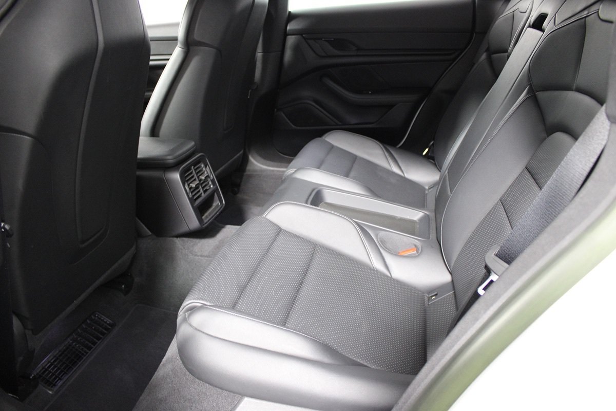 Used 2023 Porsche Taycan RWD image 18