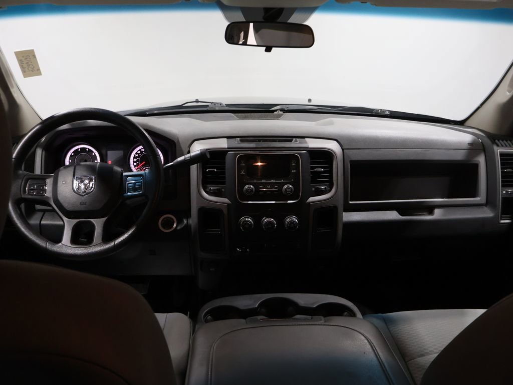 Used 2013 RAM 2500 Tradesman w/ Chrome Appearance Group image 18