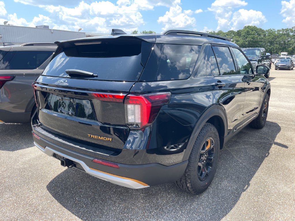 New 2026 Ford Explorer Tremor w/ Tremor Ultimate Package AWD/4WD image 12