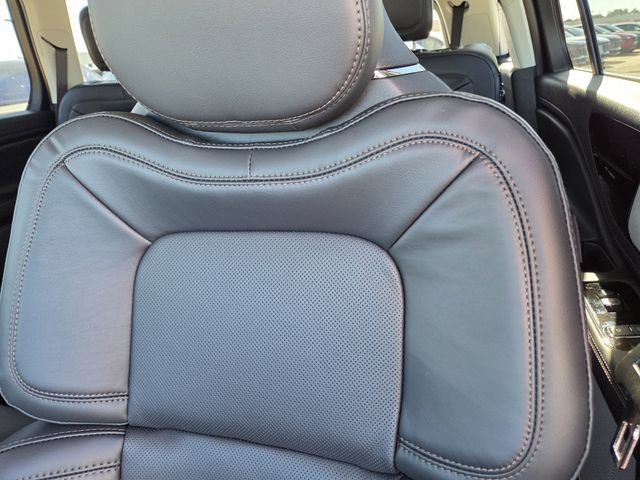 New 2026 Lincoln Aviator Reserve w/ Luxury Package RWD image 14